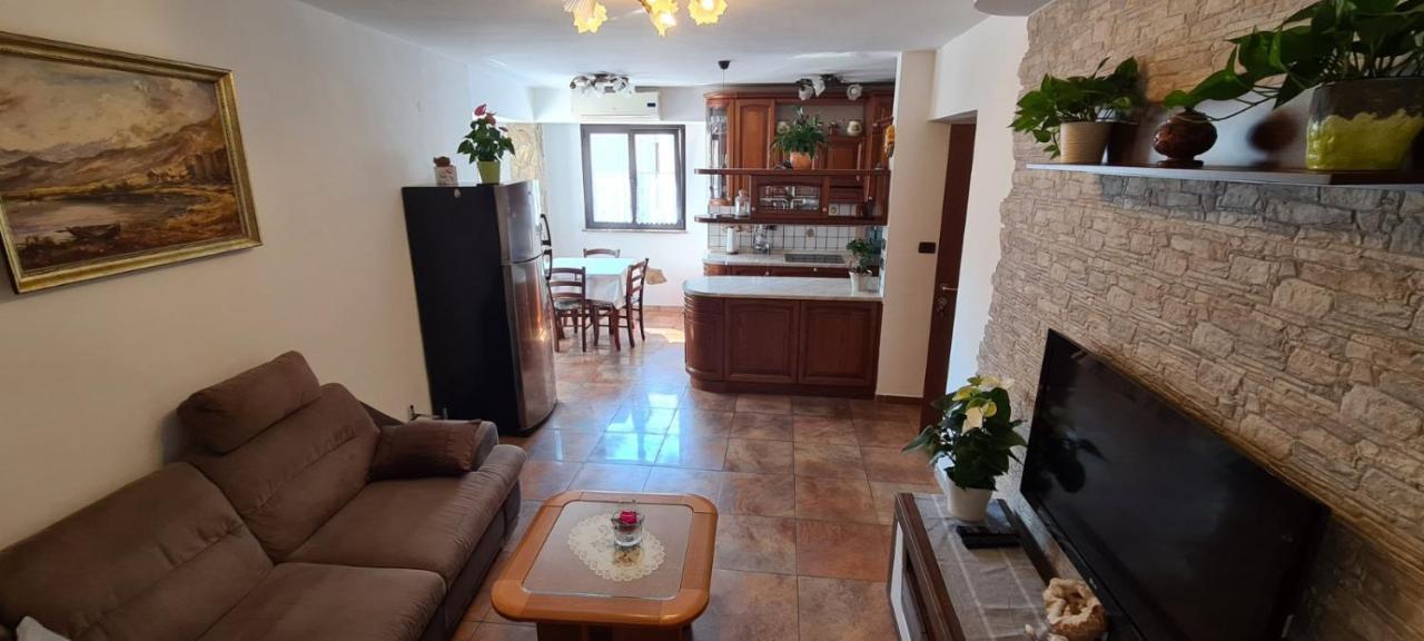 Izola City Center Apartment Exterior photo