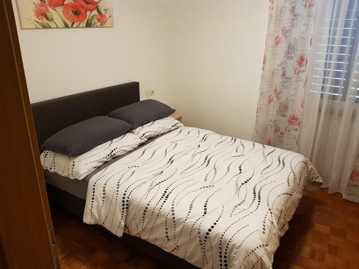 Izola City Center Apartment Exterior photo