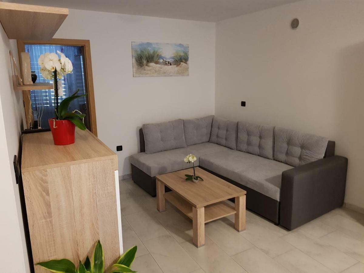 Izola City Center Apartment Exterior photo
