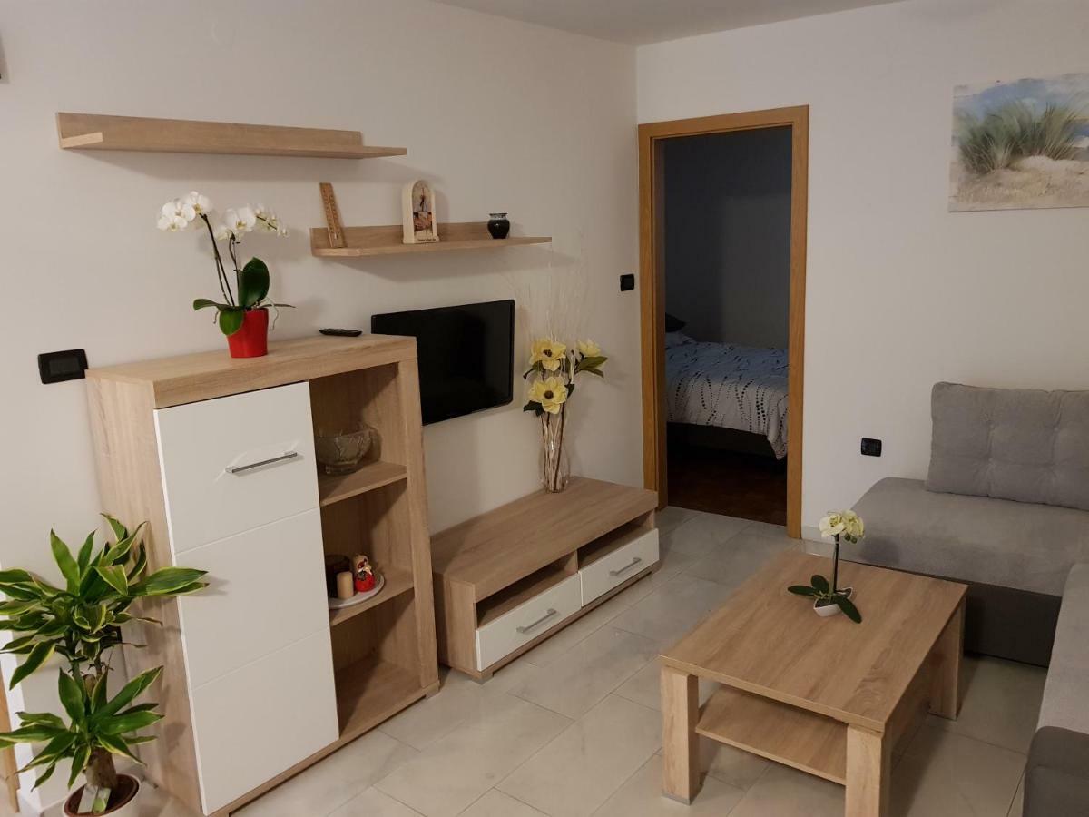 Izola City Center Apartment Exterior photo